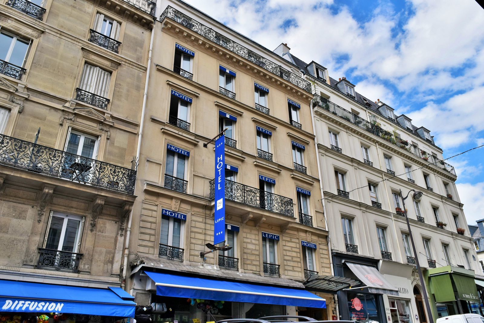 Hotel 29 Lepic Париж Экстерьер фото